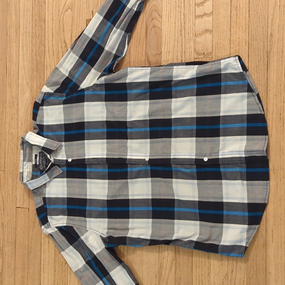 Men's American rag blue gray and white plaid button down shirt size large